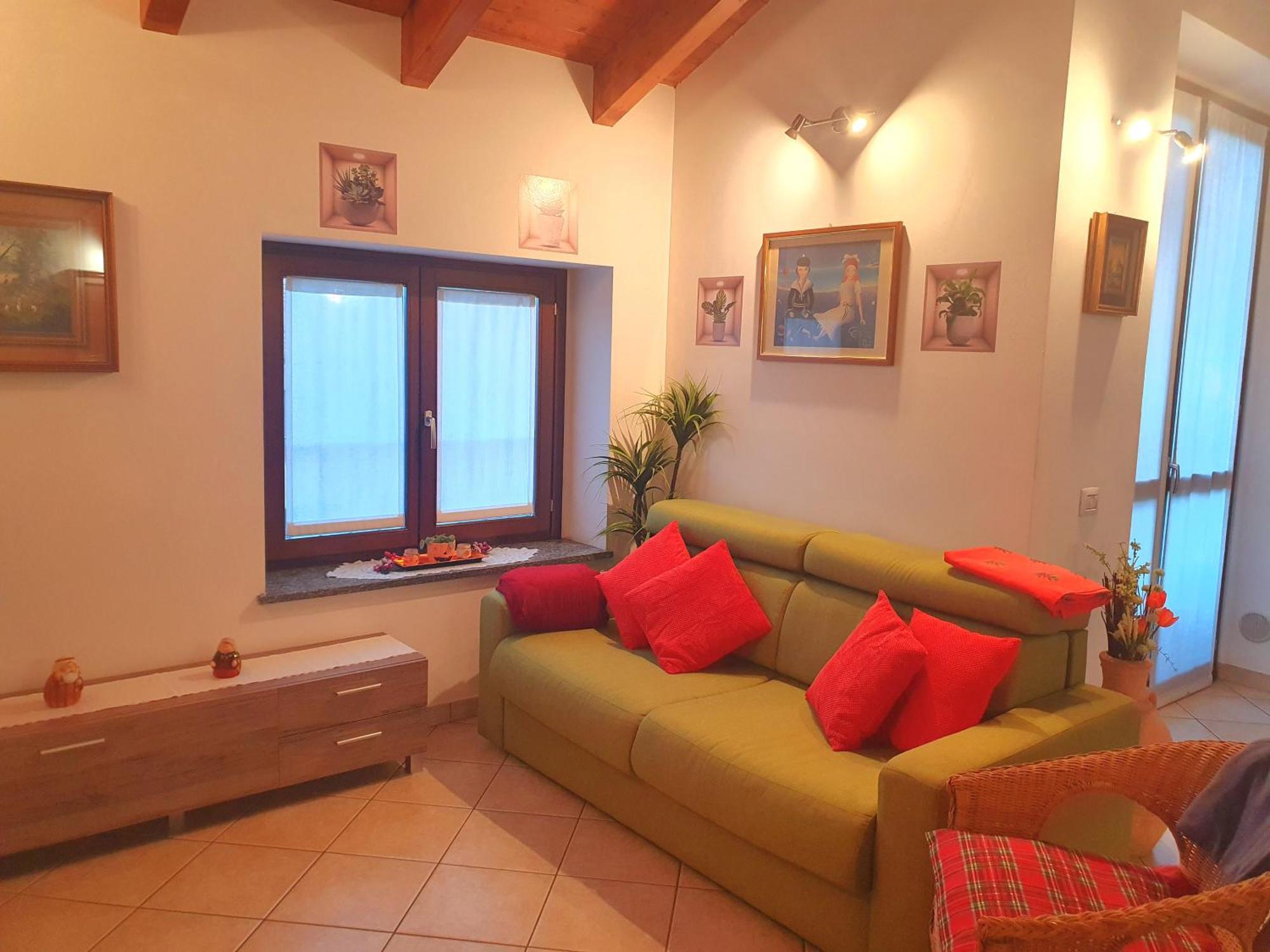 Ferienwohnung Dimora Chiaretta Caronno Pertusella Exterior foto